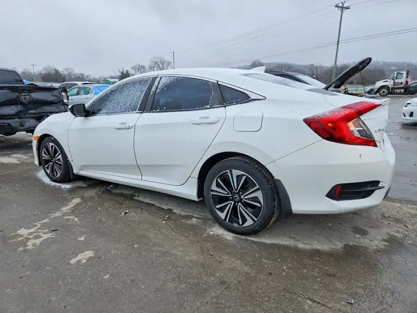 19XFC1F70HE000062 2017 HONDA CIVIC - Image 2