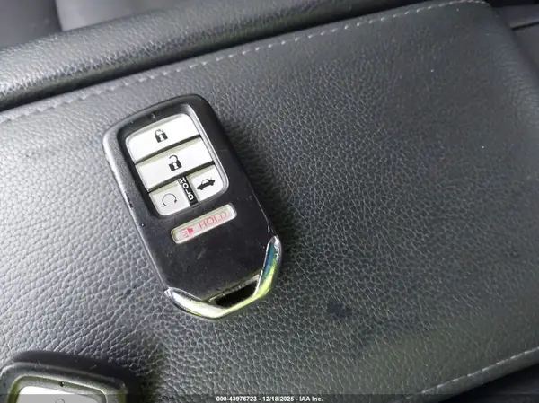 19XFC1F70HE000899 2017 HONDA CIVIC - Image 8