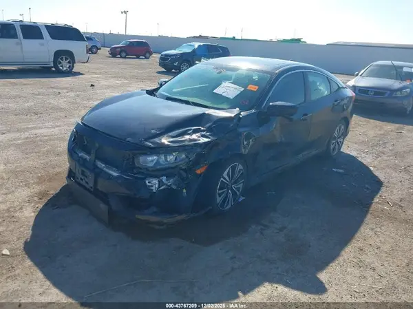 19XFC1F70HE024961 2017 HONDA CIVIC - Image 2