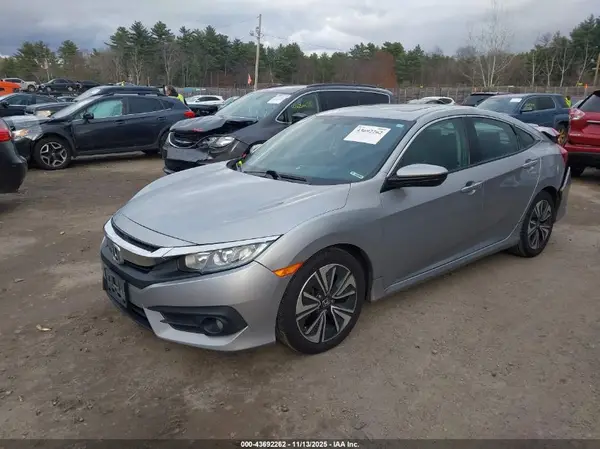 19XFC1F70HE204456 2017 HONDA CIVIC - Image 2