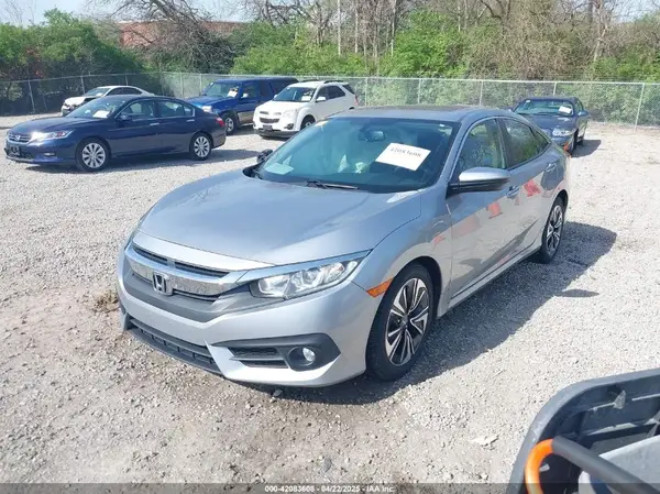 19XFC1F70HE212976 2017 HONDA CIVIC - Image 2