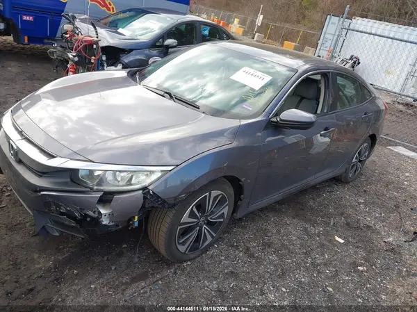 19XFC1F70HE213268 2017 HONDA CIVIC - Image 2
