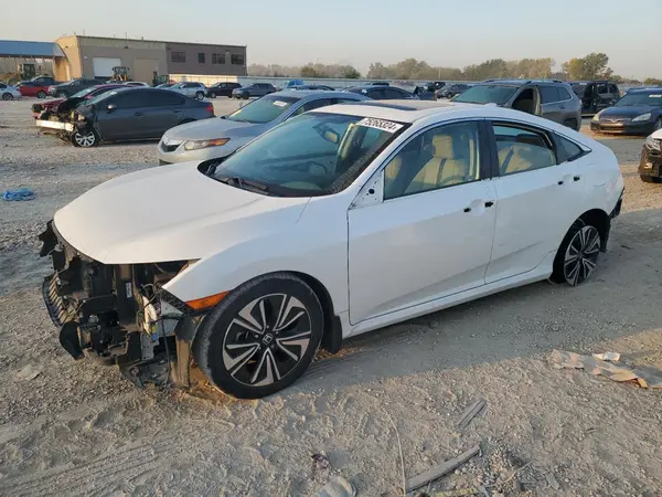 19XFC1F70JE001945 2018 HONDA CIVIC - Image 1