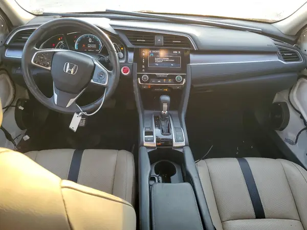 19XFC1F70JE001945 2018 HONDA CIVIC - Image 8