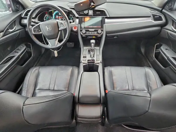 19XFC1F70JE201658 2018 HONDA CIVIC - Image 8