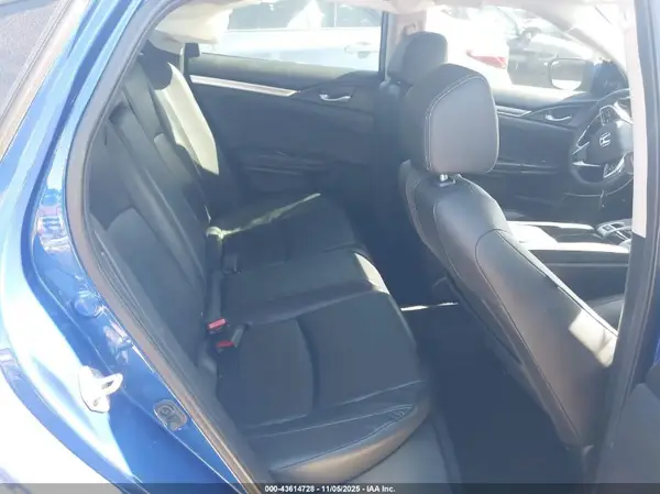 19XFC1F70KE011621 2019 HONDA CIVIC - Image 8