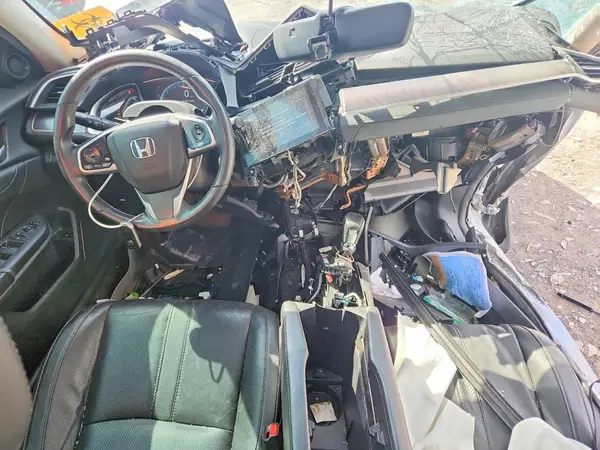 19XFC1F71GE016351 2016 HONDA CIVIC - Image 8