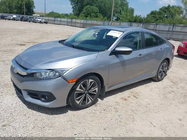 19XFC1F71GE030119 2016 HONDA CIVIC - Image 2