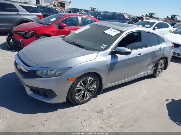 19XFC1F71GE033408 2016 HONDA CIVIC - Image 2