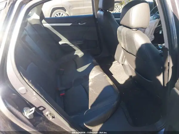 19XFC1F71GE200401 2016 HONDA CIVIC - Image 8