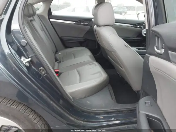19XFC1F71GE206490 2016 HONDA CIVIC - Image 8