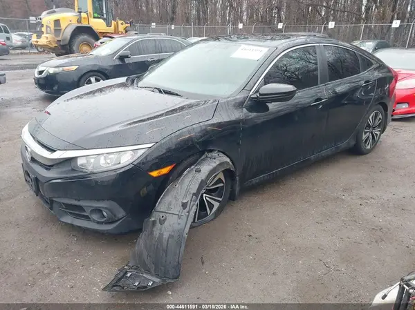 19XFC1F71GE210801 2016 HONDA CIVIC - Image 2