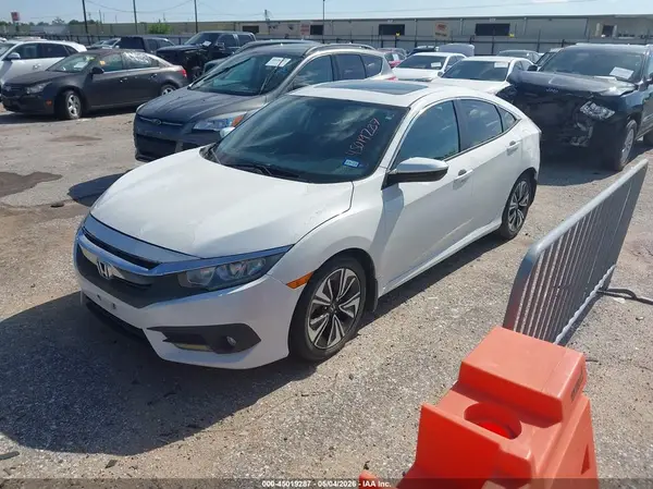 19XFC1F71HE002371 2017 HONDA CIVIC - Image 2