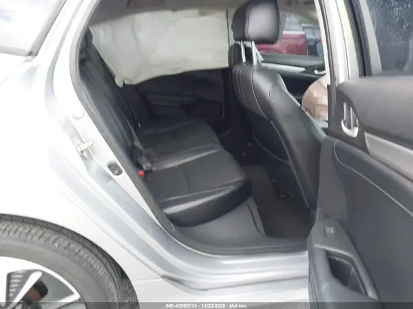 19XFC1F71HE006212 2017 HONDA CIVIC - Image 8
