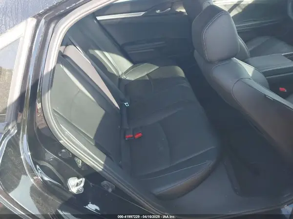 19XFC1F71HE012575 2017 HONDA CIVIC - Image 8