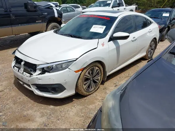 19XFC1F71HE014195 2017 HONDA CIVIC - Image 2
