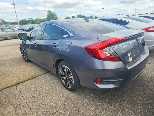 19XFC1F71HE017355 2017 HONDA CIVIC - Image 2