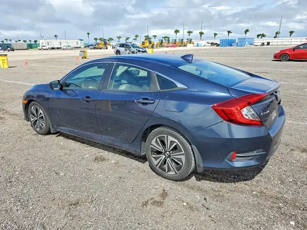 19XFC1F71HE018375 2017 HONDA CIVIC - Image 2