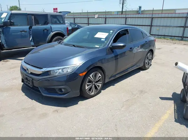 19XFC1F71HE021664 2017 HONDA CIVIC - Image 2