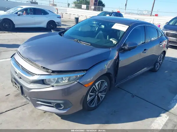 19XFC1F71HE210962 2017 HONDA CIVIC - Image 2