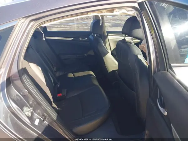 19XFC1F71HE210962 2017 HONDA CIVIC - Image 8