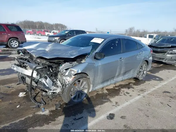 19XFC1F71KE004760 2019 HONDA CIVIC - Image 2