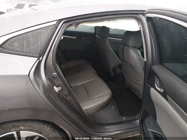 19XFC1F72GE005715 2016 HONDA CIVIC - Image 8
