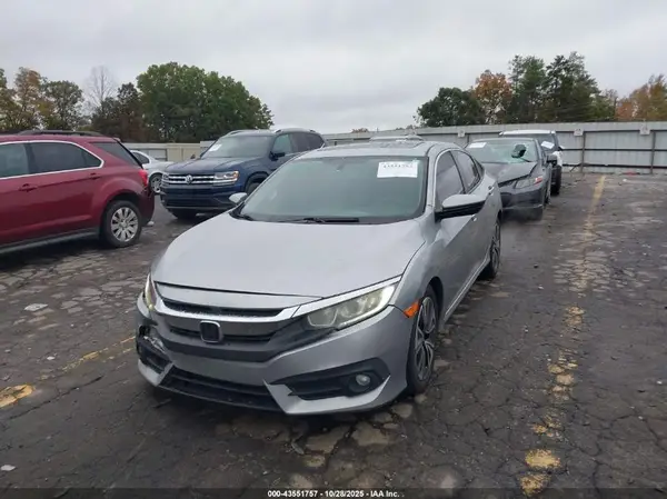 19XFC1F72GE013927 2016 HONDA CIVIC - Image 2