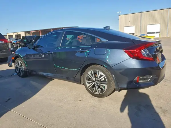 19XFC1F72GE019422 2016 HONDA CIVIC - Image 2