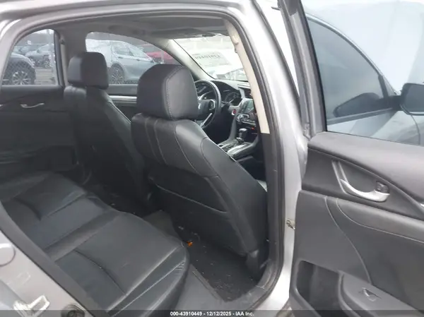 19XFC1F72GE022045 2016 HONDA CIVIC - Image 8