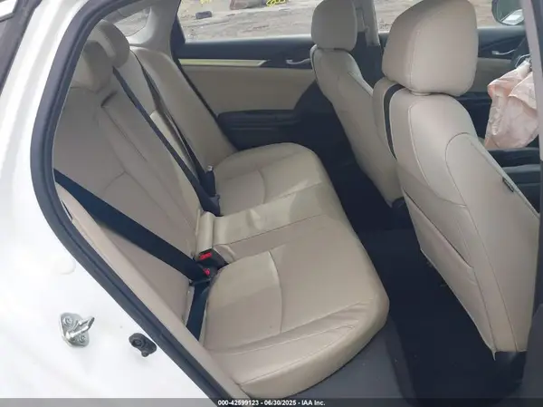 19XFC1F72GE218650 2016 HONDA CIVIC - Image 8