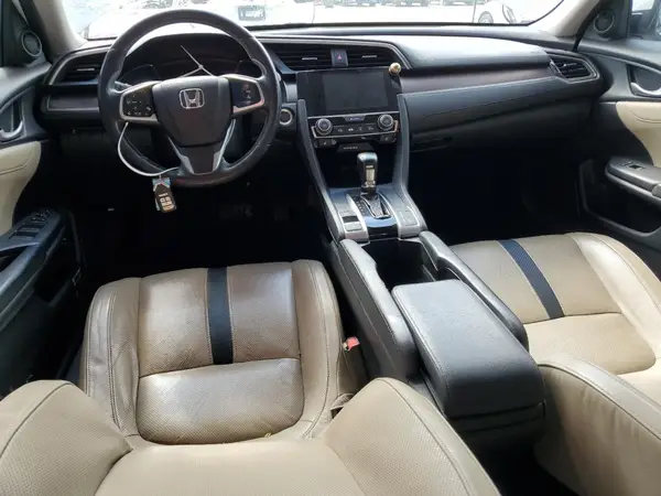 19XFC1F72HE000922 2017 HONDA CIVIC - Image 8