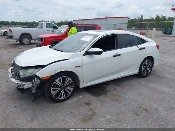 19XFC1F72HE003965 2017 HONDA CIVIC - Image 2