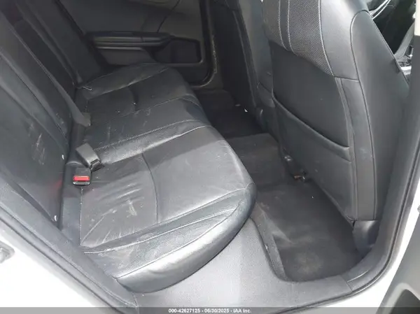 19XFC1F72HE003965 2017 HONDA CIVIC - Image 8