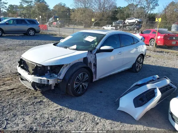 19XFC1F72HE005568 2017 HONDA CIVIC - Image 2
