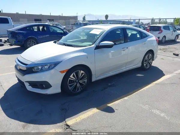 19XFC1F72HE005991 2017 HONDA CIVIC - Image 2