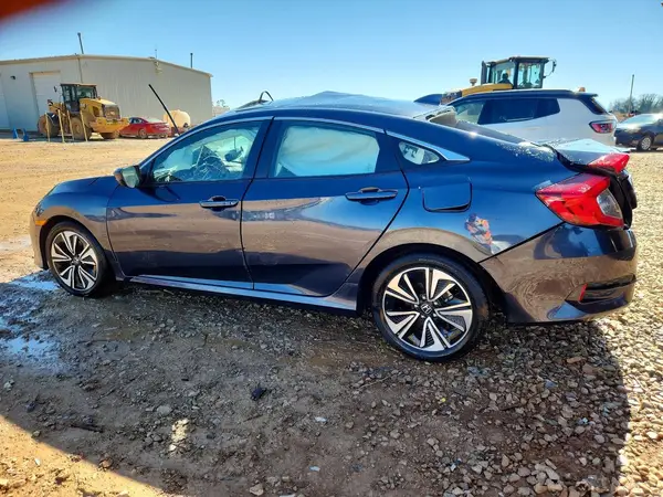 19XFC1F72HE010253 2017 HONDA CIVIC - Image 2