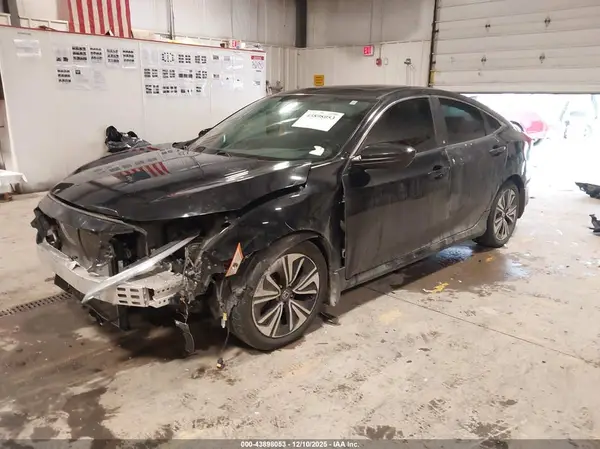 19XFC1F72HE017235 2017 HONDA CIVIC - Image 2