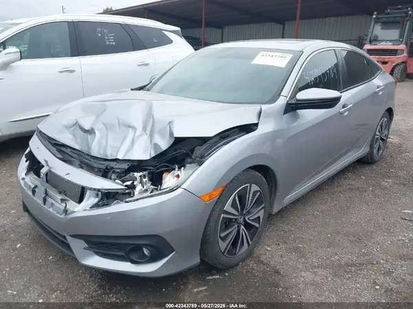 19XFC1F72HE017784 2017 HONDA CIVIC - Image 2