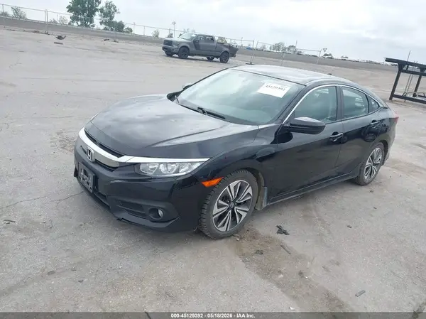 19XFC1F72HE019454 2017 HONDA CIVIC - Image 2