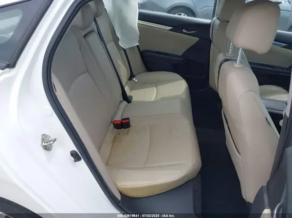 19XFC1F72HE020569 2017 HONDA CIVIC - Image 8