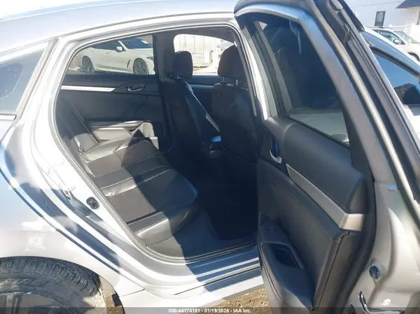 19XFC1F72HE208136 2017 HONDA CIVIC - Image 8