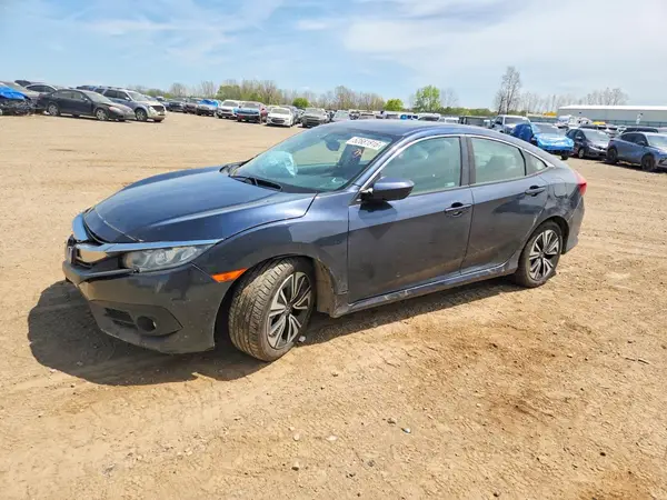 19XFC1F72JE000666 2018 HONDA CIVIC - Image 1