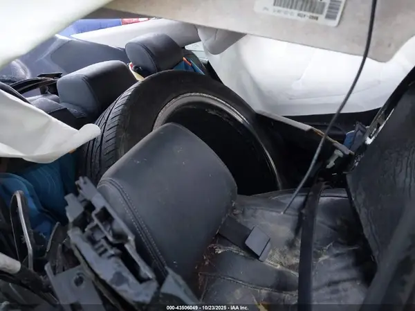 19XFC1F73GE007327 2016 HONDA CIVIC - Image 8