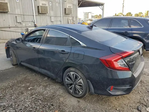 19XFC1F73GE204904 2016 HONDA CIVIC - Image 2