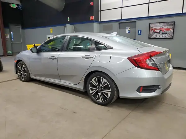 19XFC1F73GE205633 2016 HONDA CIVIC - Image 2