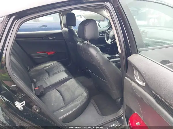 19XFC1F73GE209164 2016 HONDA CIVIC - Image 8