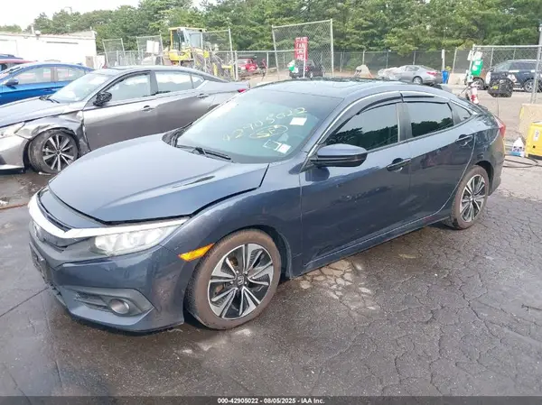 19XFC1F73GE220763 2016 HONDA CIVIC - Image 2