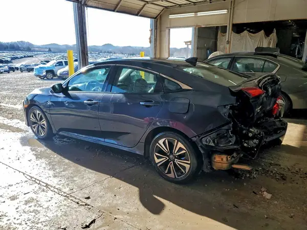 19XFC1F73HE003473 2017 HONDA CIVIC - Image 2