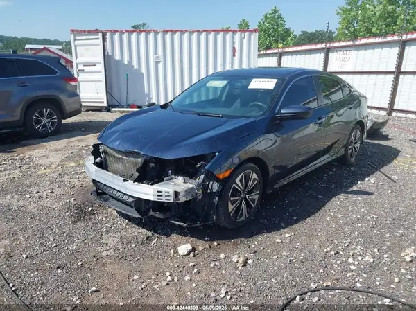 19XFC1F73HE008107 2017 HONDA CIVIC - Image 2
